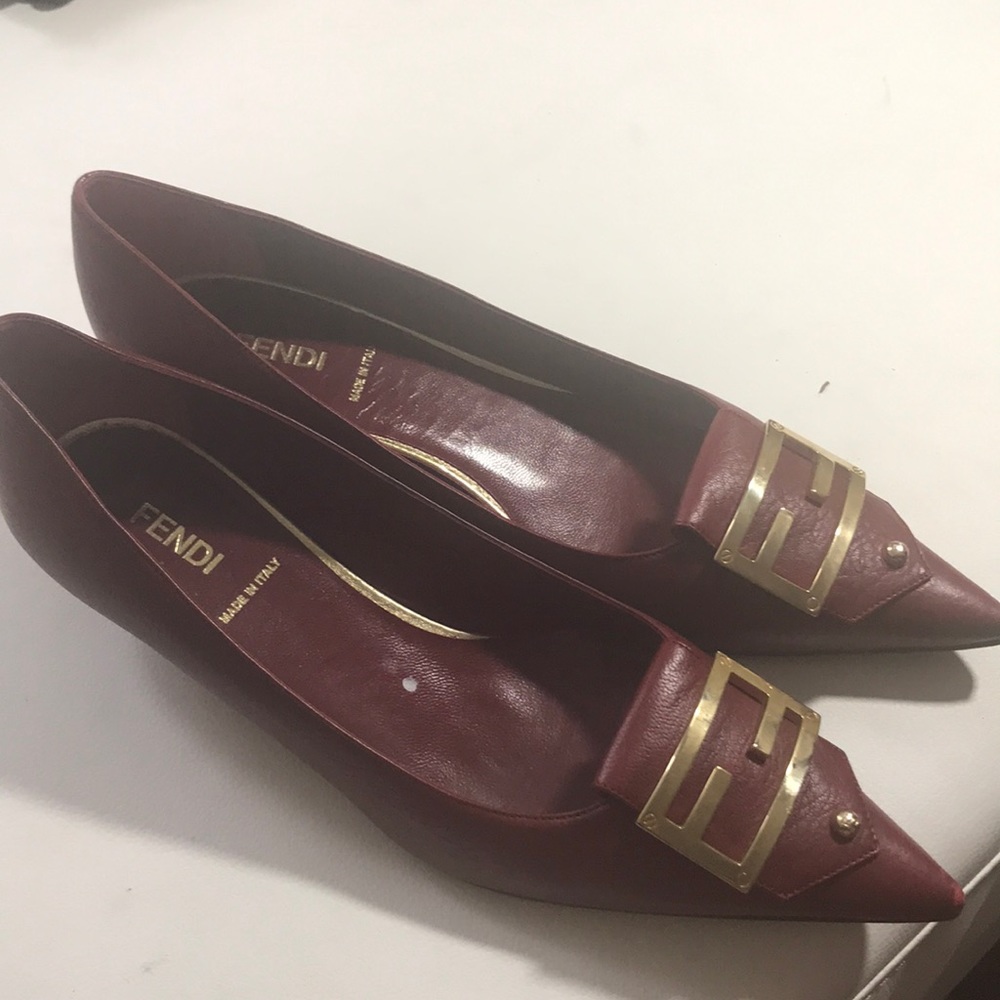 Fendi burgundy shoes